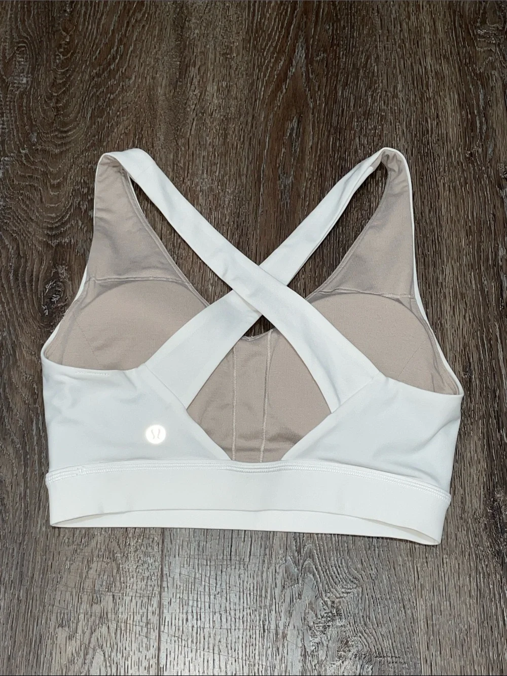 Like New Lululemon Envital Bra *Medium Support, D/DD Cup. Color White. Size 2